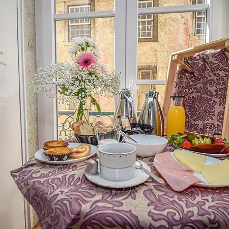 B In B Douradores 酒店