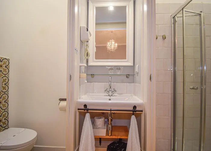 B In B Douradores 酒店 *