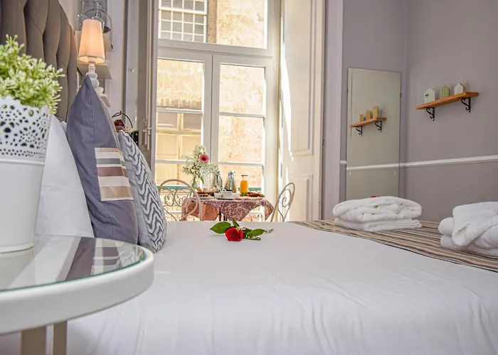 B In B Douradores 酒店